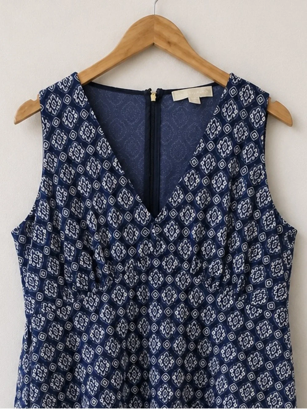 MICHAEL Michael Kors Knit Ruffle Hem Dress L Navy Blue Geometric Sleeveless